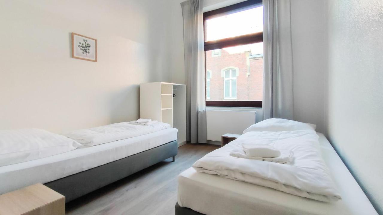 Appartamento Raj Living - With 2 , 3 And 6 - 15 Min To Messe Dus And Old Town Dus Düsseldorf